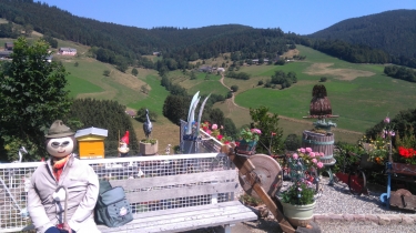 VOSGES  -  AU DESSUS DU VILLAGE DU BONHOMME-haut-rhin
