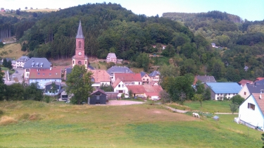 VOSGES  -  AU DESSUS DU VILLAGE DU BONHOMME-haut-rhin