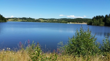 DEVESSET - LAC DE DEVESSET -ardeche