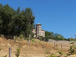 JOYEUSE - VERSAS-ardeche