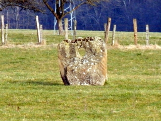 LES PIERRES PERCEES D AROZ-haute-saone