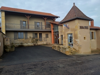 SAINT-BONNET-DE-CRAY - LES PATURAGES DU CHAROLAIS-BRIONNAIS-saone-et-loire