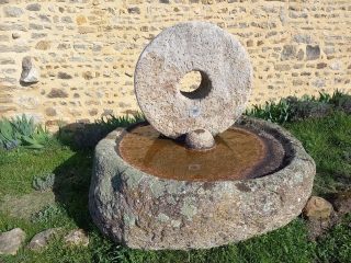 AMANZE - LE BRIONNAIS PAISIBLE ET SEDUISANT-saone-et-loire