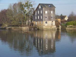 NEUVILLE-SUR-SARTHE-sarthe