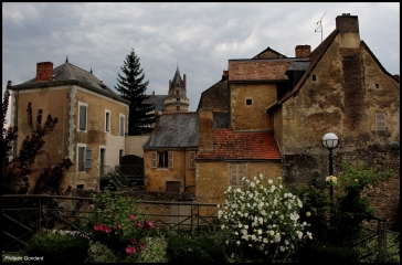 BAZOUGES-SUR-LE-LOIR-sarthe