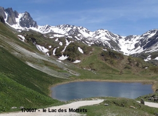 CAMP DES ROCHILLES - LAC DU GRAND BAN - LAC ROND-savoie