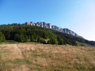LE DESERT D ENTREMONT - TOUR DU MONT OUTHERAN-savoie