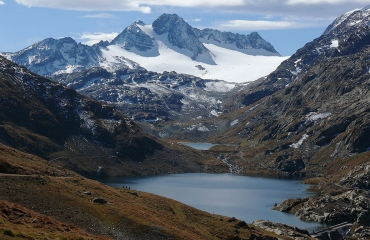 LACS DEPUIS LE COL DE LA CROIX DE FER-savoie