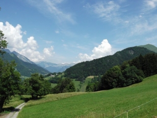 YENNE - CHAINE DE L EPINE - MONT DU CHAT-savoie