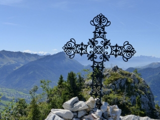 M-700 M-TRAVERSéE DU MONT JULIOZ (1672M) PAR LES GARINS-savoie