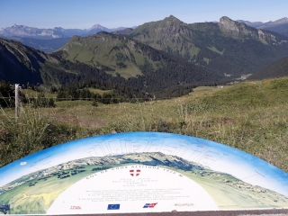 COL DE COU PAR LES FRETEROLLES-haute-savoie