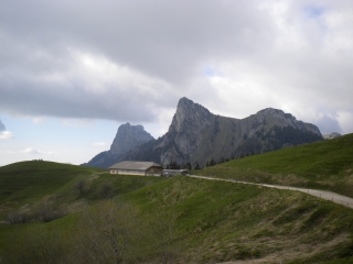 GRP - TOUR DU LAC D ANNECY-haute-savoie