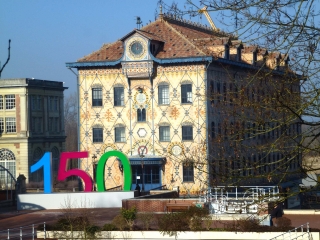 NOISIEL - DE L UNIVERS MENIER AU CHATEAU DE CHAMPS SUR MARNE-seine-et-marne