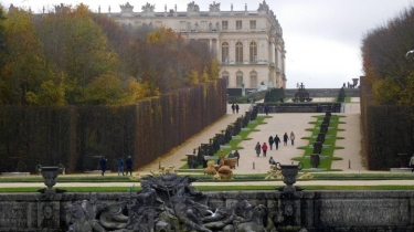 LE PARC DU CHATEAU DE VERSAILLES - PIECE D EAU DES SUISSES-yvelines