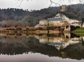 MANTES LA JOLIE GARE - GITE DE GROUPE LE PINGOUIN-yvelines