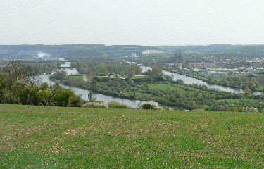 FOLLAINVILLE-yvelines