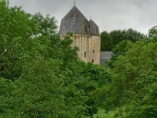 AUTOUR DE LA NEUVILLE DAY-ardenne