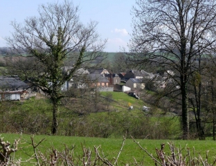 LA VALLEE DE LA VAUX ET LA RESURGENCE DU GIBERGEON-ardenne