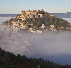 LIAISON JACQUAIRE DE CONQUES A TOULOUSE - ENTRE CORDES-SUR-CIEL ET ST-SULPICE-tarn