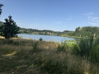 NAGES - LES RIVAGES DU LAC