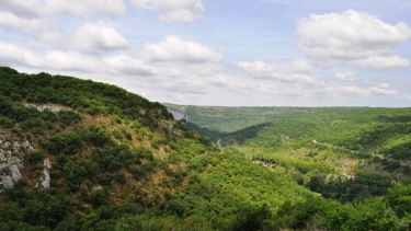 LE ROCHER TREMBLANT DE SAINT-ANTONIN-NOBLE-VAL-tarn-et-garonne