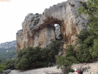 ROCHER DE L ERMITE - VALESCURE-vaucluse