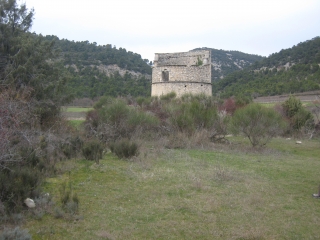 VITROLLES-EN-LUBERON - LES MERITANS-vaucluse