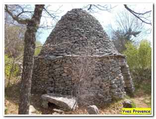 LES AIGUIERS - SAINT-SATURNIN-LES-APT (3)-vaucluse