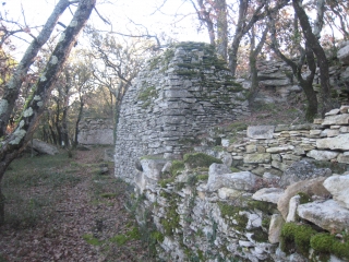 ENVIRONS DE GORDES-vaucluse
