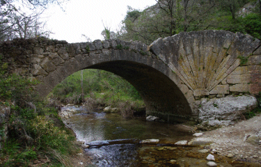 Entre Lourmarin et Buoux-vaucluse