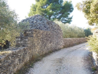 LE COL DE GORDES-vaucluse