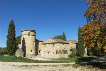PLATEAU DE CLAPAREDES - BUOUX - CHAPELLE DE LA SANTONNE-vaucluse