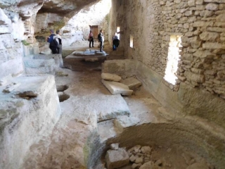 LA CROIX DES BAUX-vaucluse