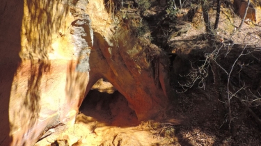 LES CARRIERES D OCRE DE MORMOIRON-vaucluse