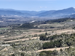 CAIRANNE - SERRE DE LA GARDE VIA LE COL DE VIARES-vaucluse