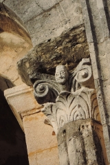 DE BEAUMES DE VENISE AUX DENTELLES-vaucluse