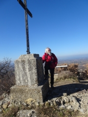 DE CAIRANNE JUSQU’AU BELVéDèRE DU SERRE DE LA GARDE-vaucluse
