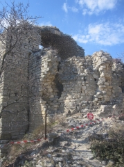 RUINES SAINT-HILAIRE-vaucluse
