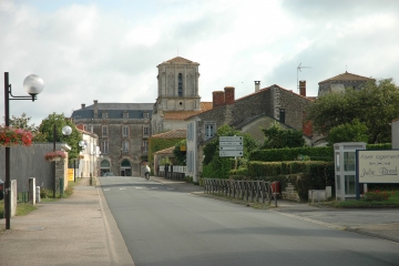 MAILLEZAIS - LE BOIS DIEU -vendee