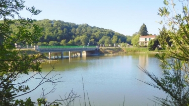 LE LAC DE MERVENT-vendee