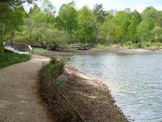 LAC DE VASSIVIERE-haute-vienne