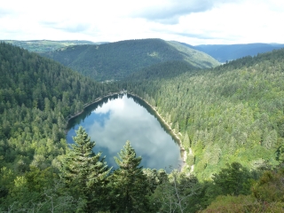 LA BRESSE - LE LAC ET LA ROCHE DES CORBEAUX-vosges