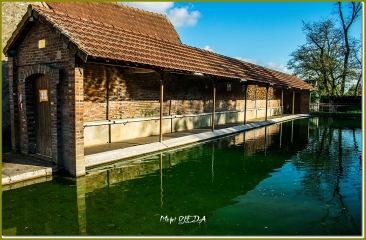 BOUCLE  MALAY-LE-PETIT - VILLIERS-LOUIS-yonne