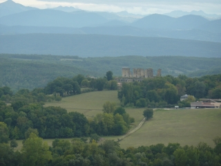 LE CHEMIN DES FONTAINES A ROUMENGOUX -ariege