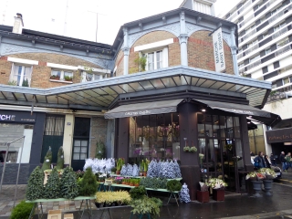 75016 IMMEUBLES D ARCHITECTES ET QUARTIERS POPULAIRES SE PARTAGENT LE TERRAIN-region-parisienne