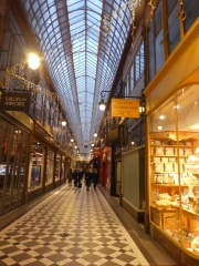 A TRAVERS PARIS - DE LA PLACE DES FETES AU PRINTEMPS-region-parisienne