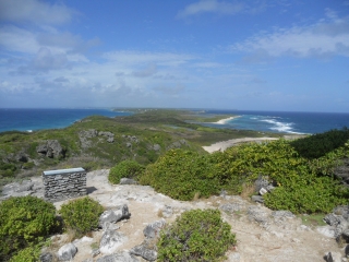 LA POINTE DES CHATEAUX-guadeloupe