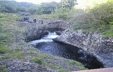 RIVIERE DES ROCHES-la-reunion